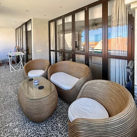 Very Spacious 2 Bed In Castle Harbour C203 Διαμέρισμα Los Cristianos (Tenerife)